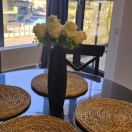 Apartament Luxury Seaview Stefan Promenada Mamaia Nord Năvodari